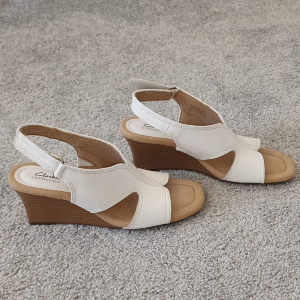 NWT Clarks White Leather Wedges